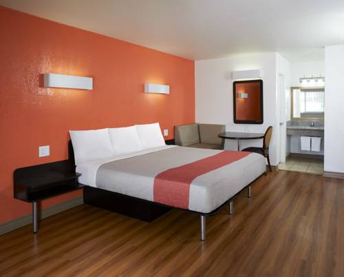 Imagen de la habitación del Motel 6 Claremont, Ca. Foto 3