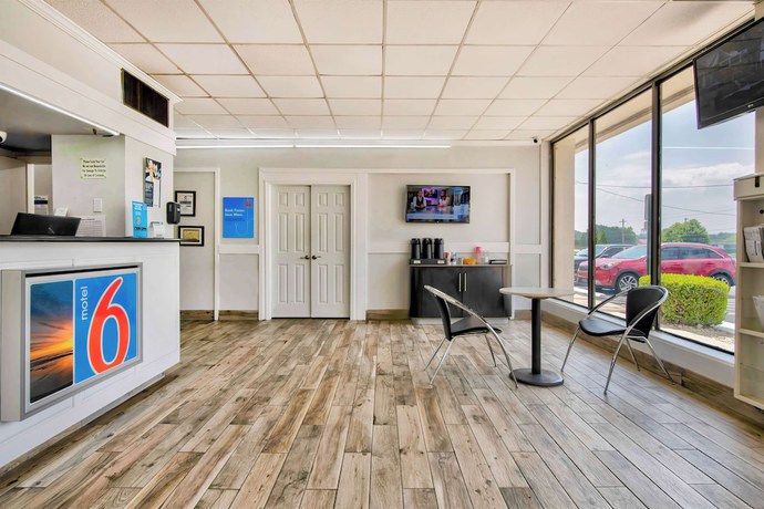 Imagen de los interiores del Motel 6 Conyers, GA. Foto 19