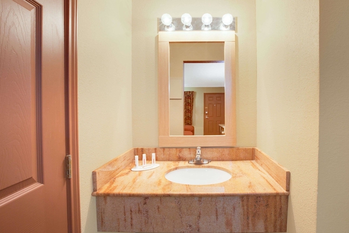 Imagen de los interiores del Motel 6 Corpus Christi, Tx. Foto 16