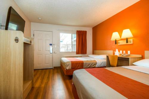 Imagen de la habitación del Motel 6 Costa Mesa, Ca. Foto 8