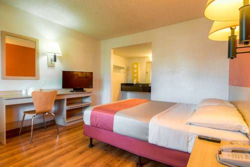 Imagen de la habitación del Motel 6 Costa Mesa, Ca. Foto 12
