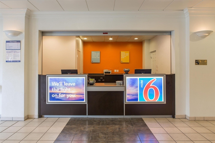 Imagen de los interiores del Motel 6 Cutler Bay. Foto 11