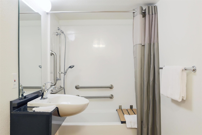 Imagen de la habitación del Motel 6 Cutler Bay. Foto 6