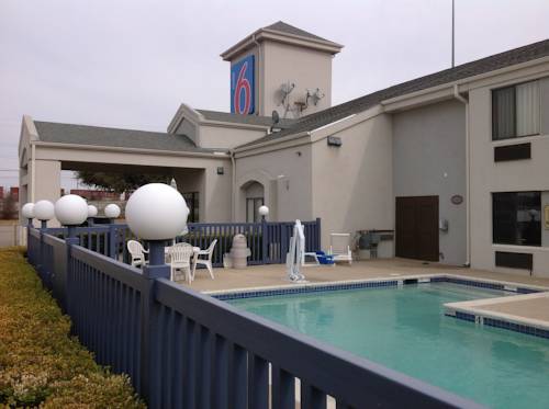 Imagen de la habitación del Motel 6 Dallas, Tx - Northeast. Foto 2