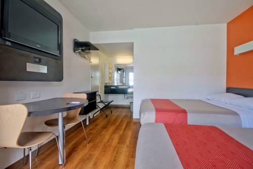 Imagen de la habitación del Motel 6 Dania Beach. Foto 3