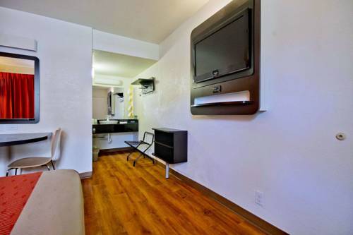 Imagen de la habitación del Motel 6 Dania Beach. Foto 12