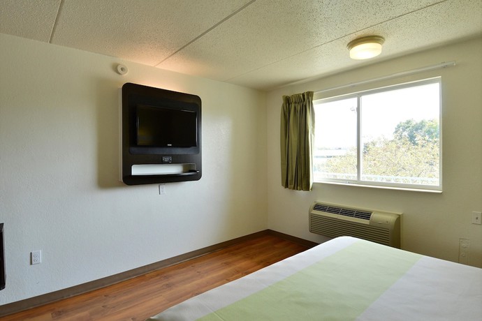 Imagen de la habitación del Motel 6 Danvers, Ma - Boston North. Foto 3