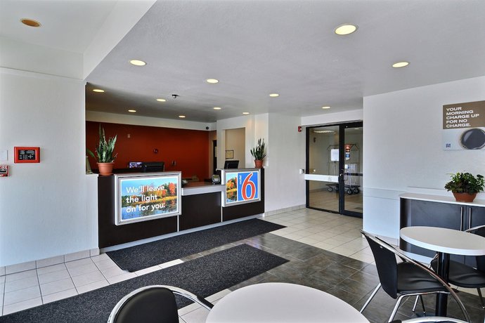 Imagen de los interiores del Motel 6 Danvers, Ma - Boston North. Foto 13