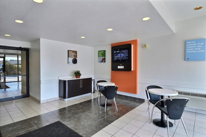 Imagen de los interiores del Motel 6 Danvers, Ma - Boston North. Foto 14