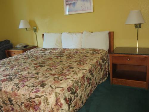 Imagen de la habitación del Motel 6 Davenport. Foto 5