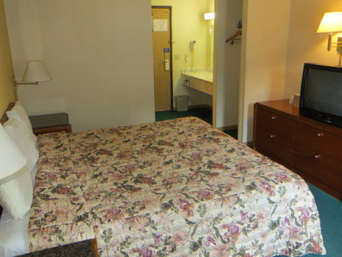 Imagen de la habitación del Motel 6 Davenport. Foto 9