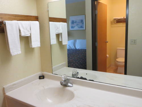 Imagen de la habitación del Motel 6 Davenport. Foto 14