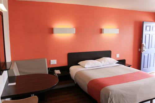 Imagen de la habitación del Motel 6 Delano, Ca. Foto 3