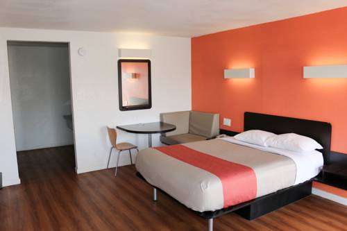 Imagen de la habitación del Motel 6 Delano, Ca. Foto 5