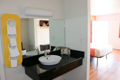 Imagen de la habitación del Motel 6 Delano, Ca. Foto 6