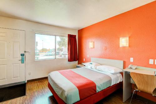 Imagen de la habitación del Motel 6 Denver, Co - Airport. Foto 10