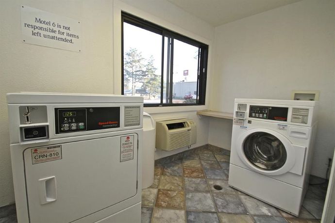 Imagen de los interiores del Motel 6 Duluth, Mn. Foto 9