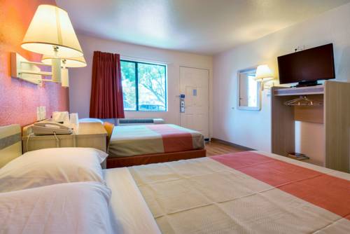 Imagen de la habitación del Motel 6 Escondido, Ca. Foto 11