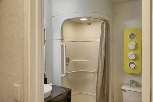 Imagen de la habitación del Motel 6 Everett, Wa - North. Foto 6