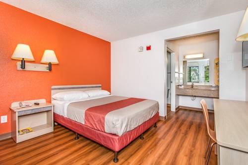 Imagen de la habitación del Motel 6 Fairfield North. Foto 6