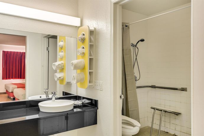 Imagen de la habitación del Motel 6 Fayetteville Ar. Foto 3