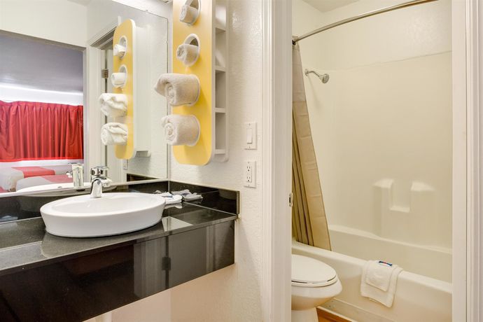 Imagen de la habitación del Motel 6 Fayetteville Ar. Foto 4
