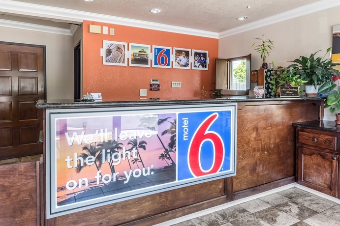Imagen de los interiores del Motel 6 Fresno, Ca - Belmont Ave. Foto 19