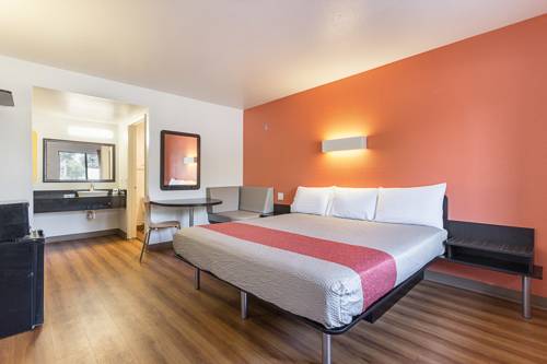 Imagen de la habitación del Motel 6 Fresno, Ca. Foto 2