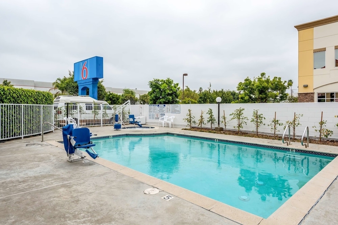 Imagen de la piscina del Motel 6 Gardena, Ca - South. Foto 15