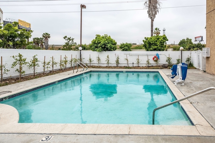 Imagen de la piscina del Motel 6 Gardena, Ca - South. Foto 18
