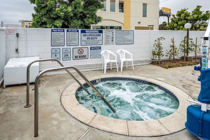 Imagen de la piscina del Motel 6 Gardena, Ca - South. Foto 19