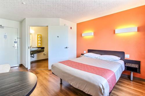 Imagen de la habitación del Motel 6 Gilroy, Ca. Foto 2