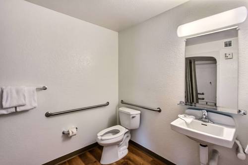 Imagen de la habitación del Motel 6 Gilroy, Ca. Foto 7