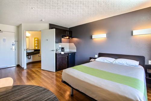 Imagen de la habitación del Motel 6 Gilroy, Ca. Foto 13