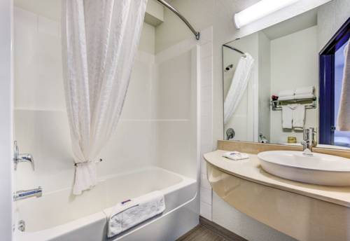Imagen de la habitación del Motel 6 Grande Prairie, Ab. Foto 4