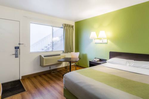 Imagen de la habitación del Motel 6 Green Bay, Wi. Foto 10