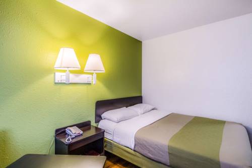 Imagen de la habitación del Motel 6 Green Bay, Wi. Foto 11