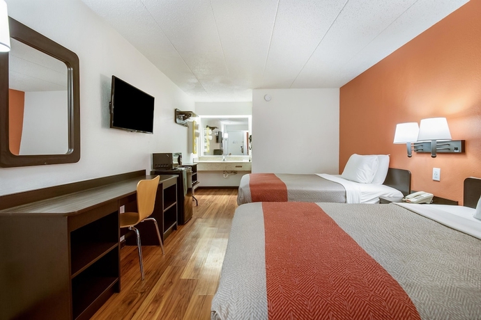 Imagen de la habitación del Motel 6 Grove City, Oh. Foto 8