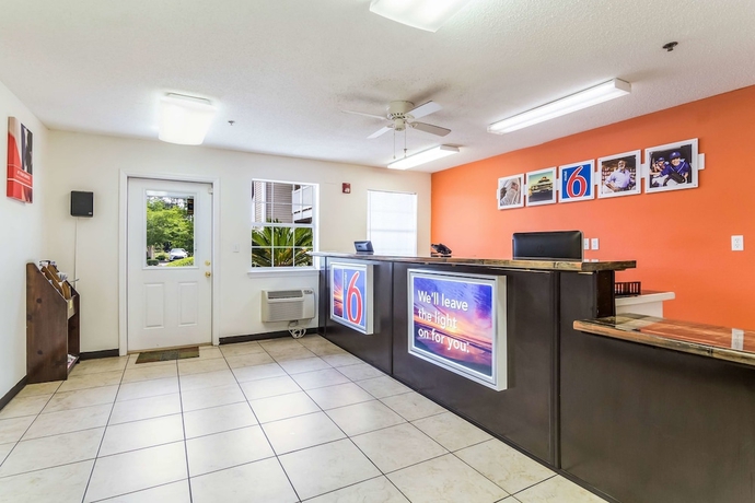 Imagen de los interiores del Motel 6 Gulf Shores, Al. Foto 19