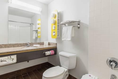 Imagen de la habitación del Motel 6 Hesperia, Ca - West Main Street I-15. Foto 8