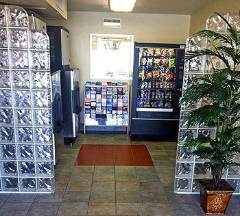 Imagen de los exteriores del Motel 6 Holbrook, Az. Foto 8