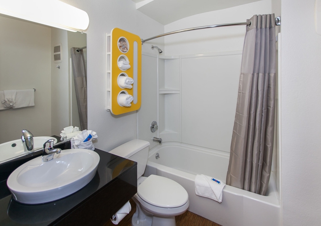 Imagen de la habitación del Motel 6 Hollywood. Foto 5