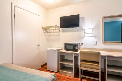 Imagen de la habitación del Motel 6 Janesville, Wi. Foto 4