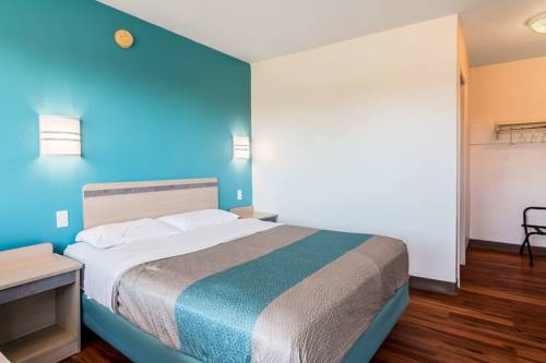 Imagen de la habitación del Motel 6 Janesville, Wi. Foto 13