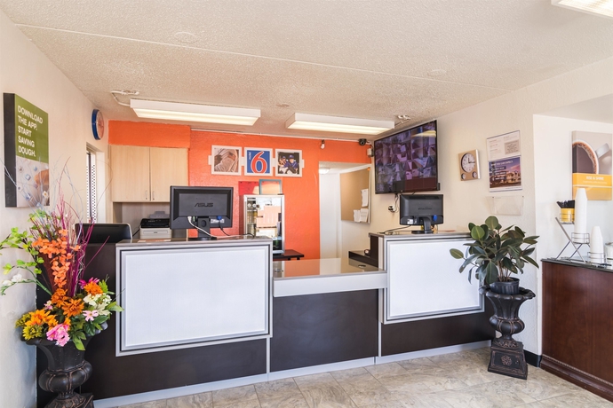 Imagen de los interiores del Motel 6 Joliet - I-80. Foto 14