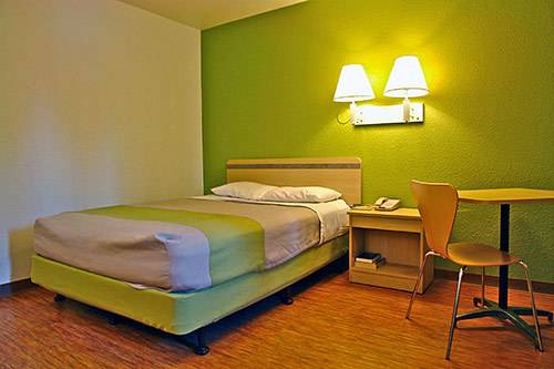 Imagen de la habitación del Motel 6 Kingsburg, Ca. Foto 9