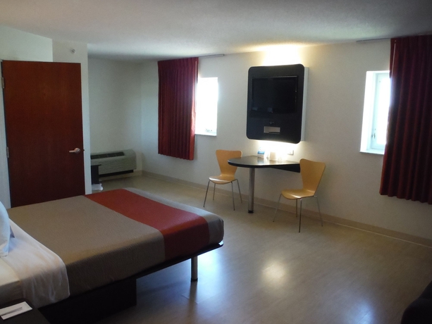 Imagen de la habitación del Motel 6 Kingston, On. Foto 7