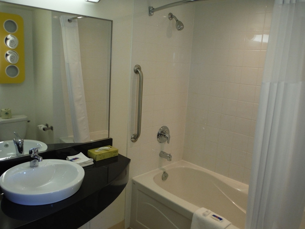 Imagen de la habitación del Motel 6 Kingston, On. Foto 11