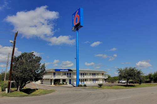 Imagen de la habitación del Motel 6 Kingsville, Tx. Foto 2
