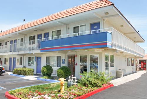 Imagen de la habitación del Motel 6 Lancaster, Ca. Foto 2